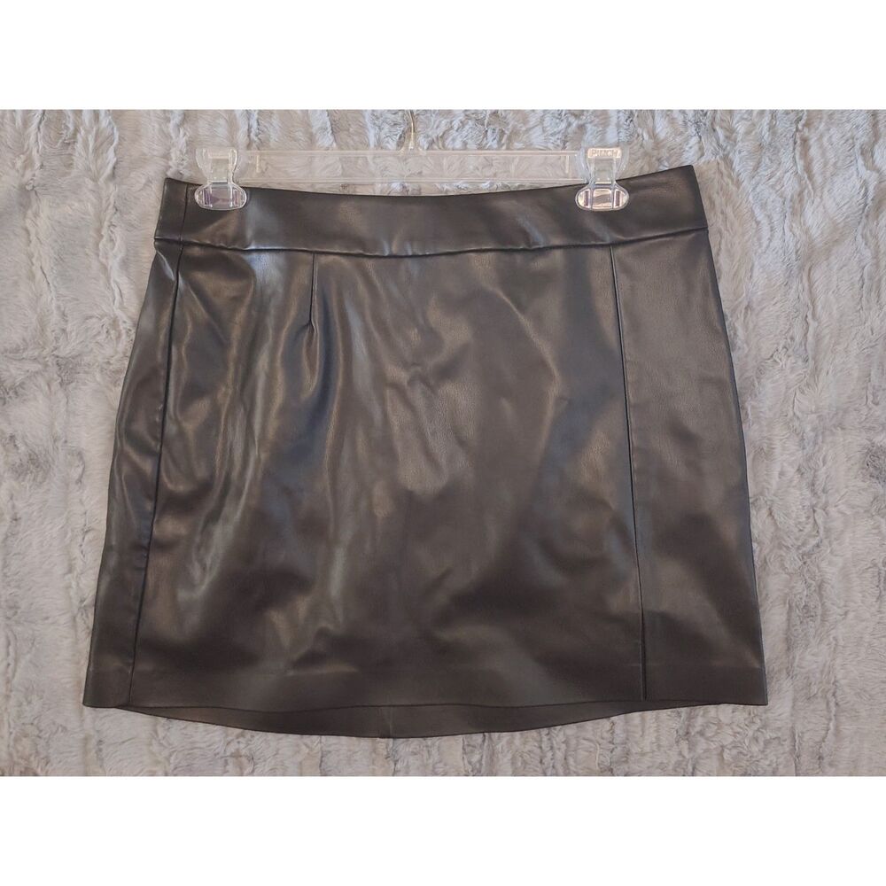 NWT The Drop Womens Aiden Vegan Leather A-line Mini Skirt Size XL Punk Rock Goth - Picture 1 of 7